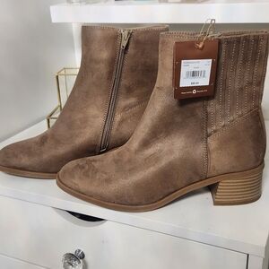 Brown Suede Like Ankle Boots